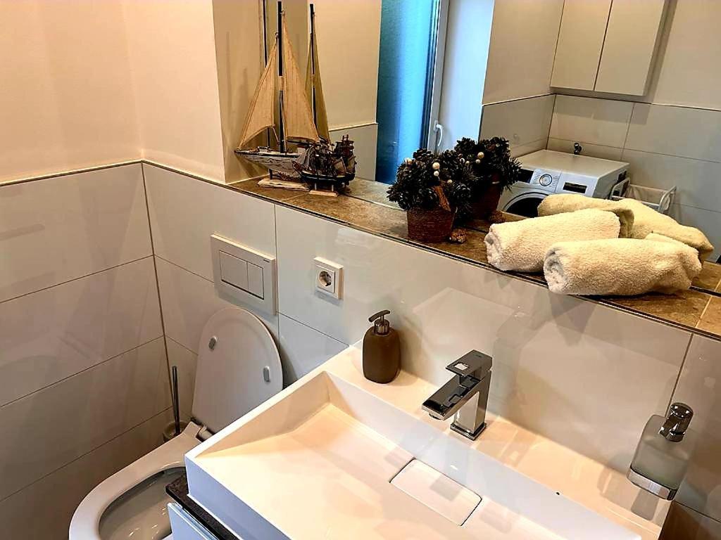 Apartments Bei Playmobil Eg,130M2,Grosse Terassen,24H Self Check-In, Free Parking Цирндорф Екстер'єр фото