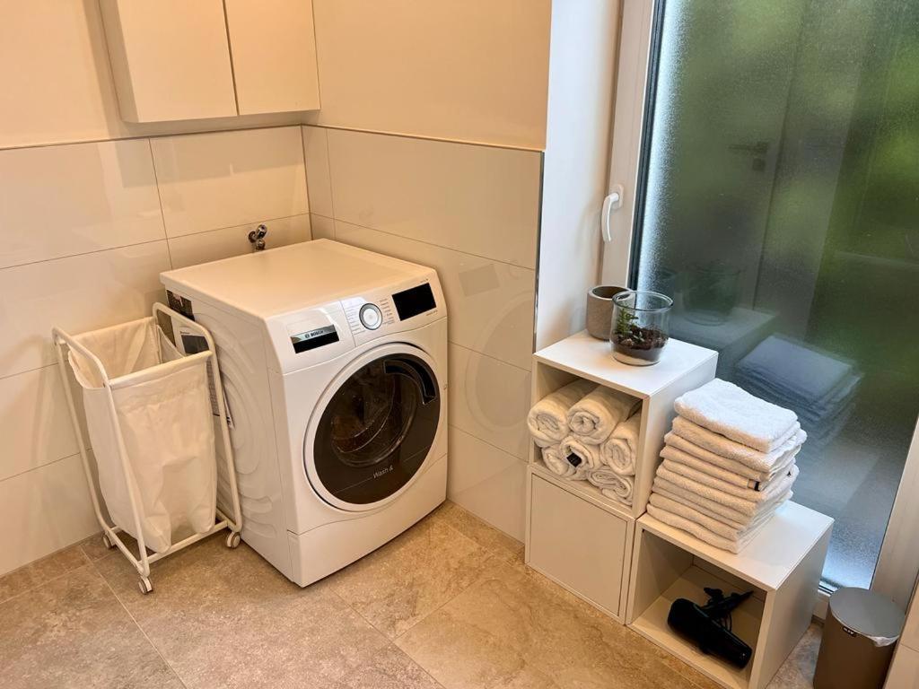 Apartments Bei Playmobil Eg,130M2,Grosse Terassen,24H Self Check-In, Free Parking Цирндорф Екстер'єр фото
